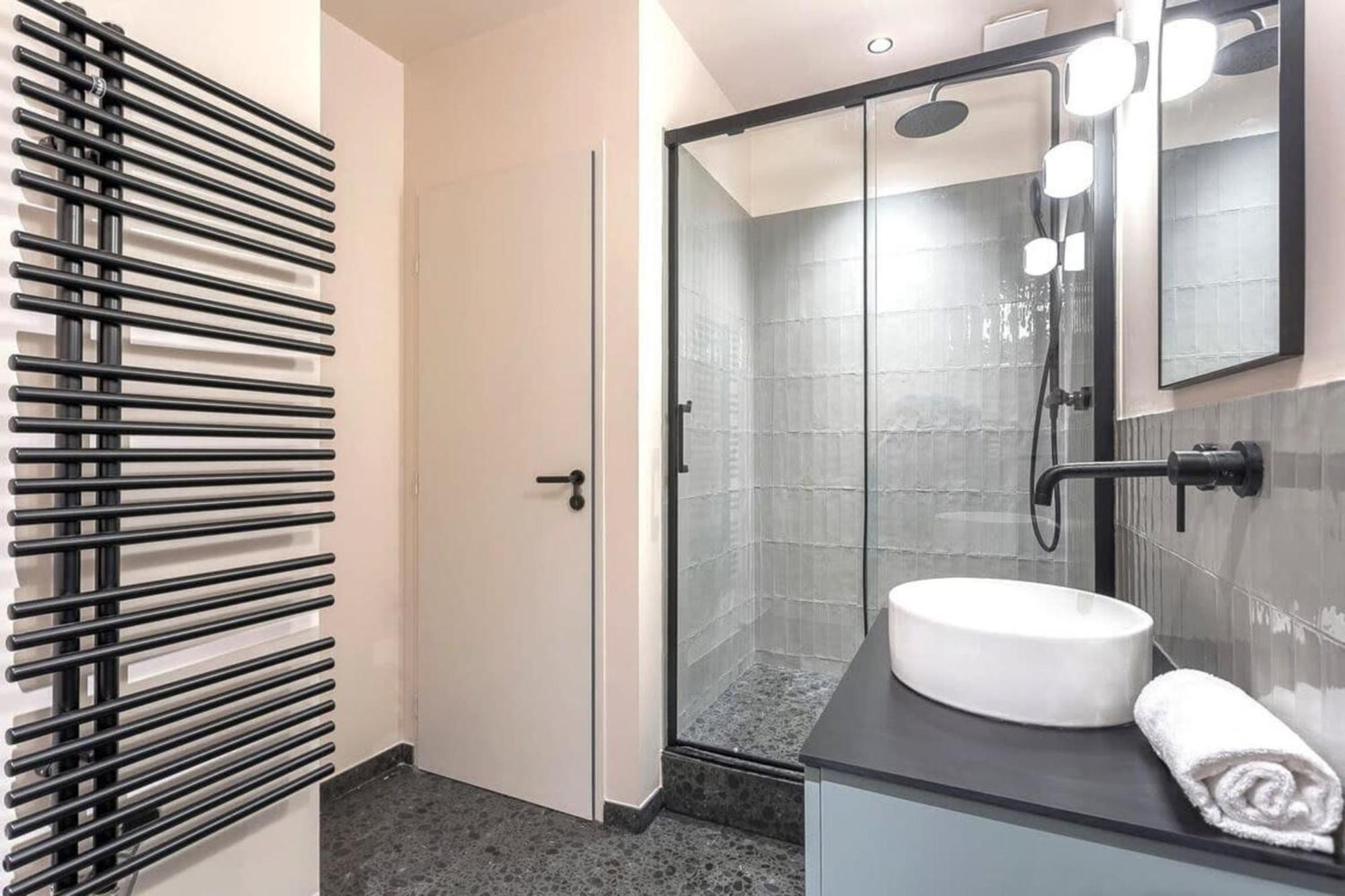 Amazing Vieux Lyon Superbe Logement Luaran gambar